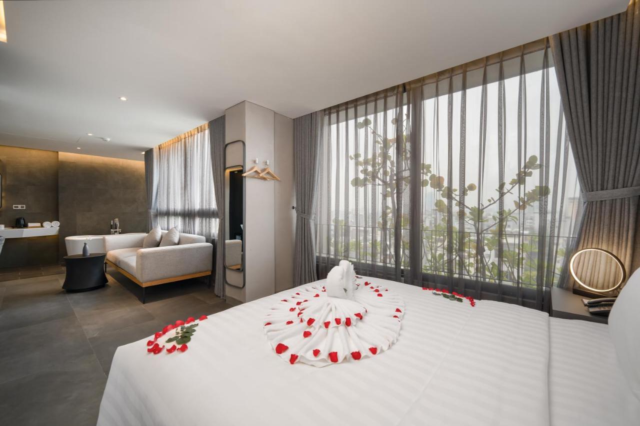 Suite with City View