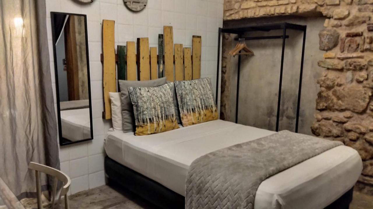Standard Double Room,1350433483:JPEG