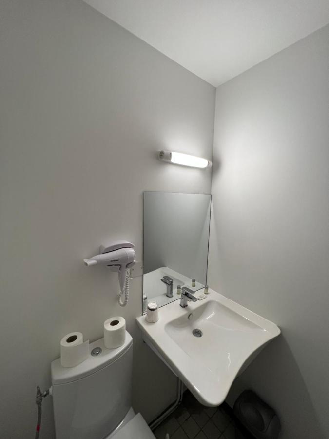 Chambre Double - Accessible aux Personnes à Mobilité Réduite