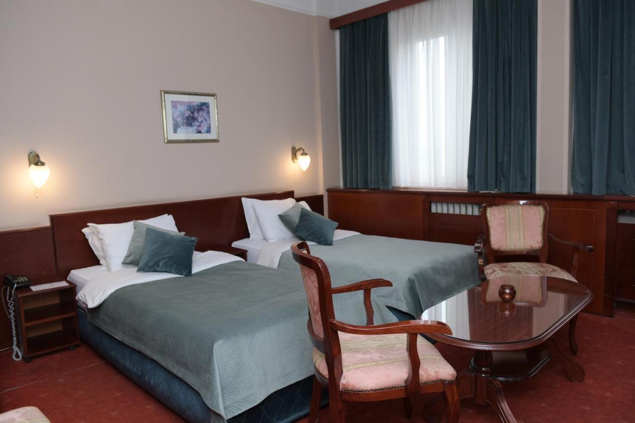 Double or Twin Room,1347393656:JPEG