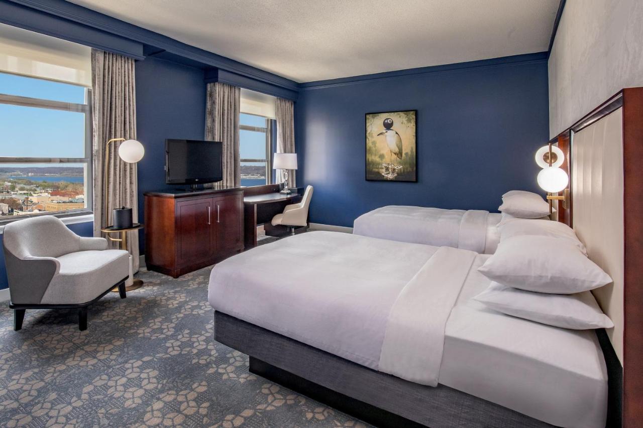 One-Bedroom Double Suite