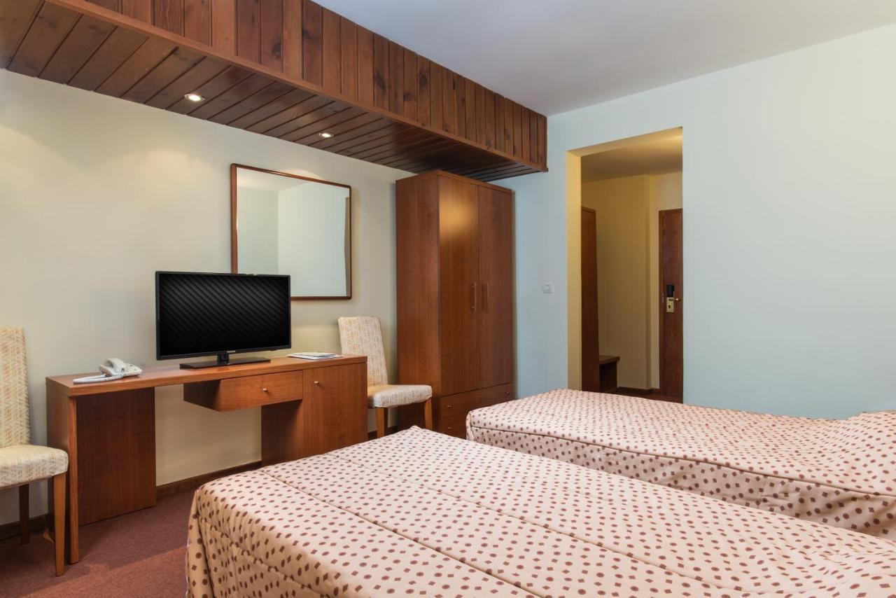 Double or Twin Room,1348274999:JPEG