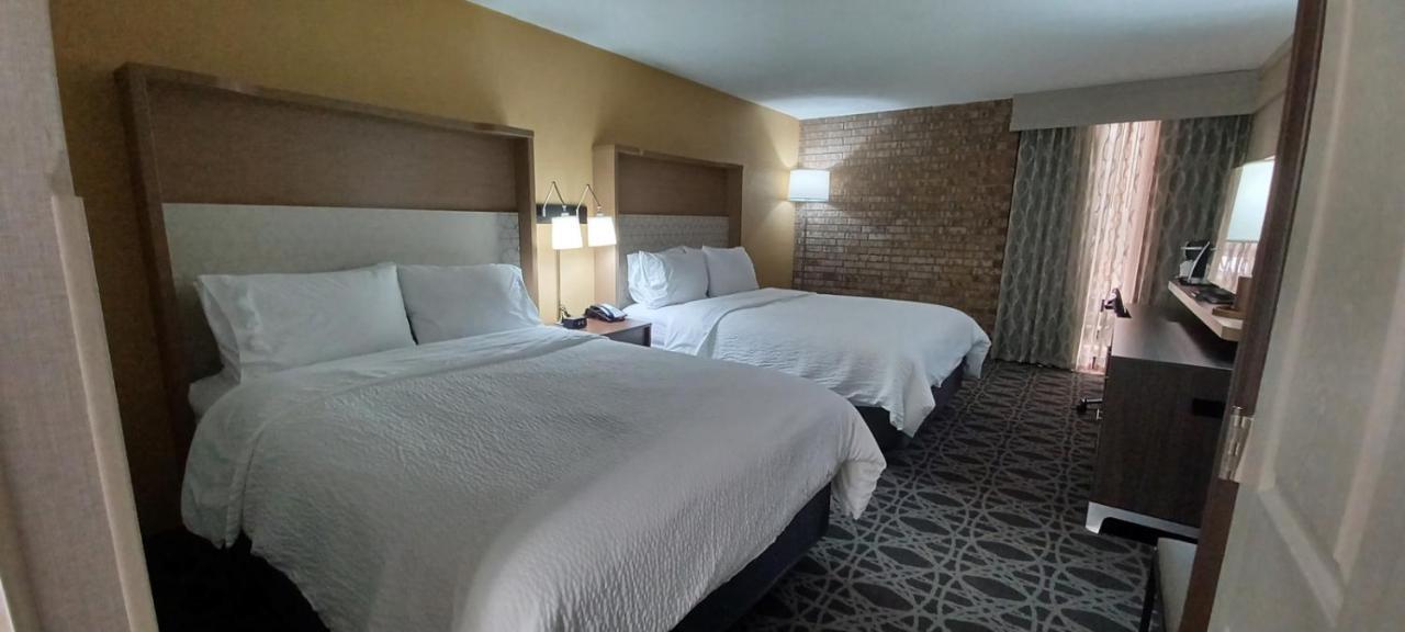 Standard Queen Room with Two Queen Beds