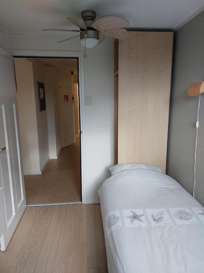 Single Room Private External Bathroom