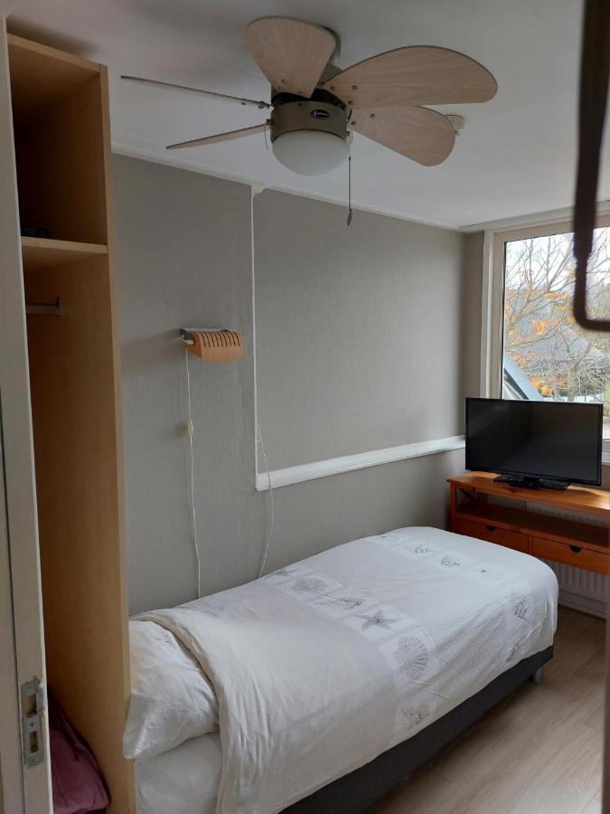 Single Room Private External Bathroom