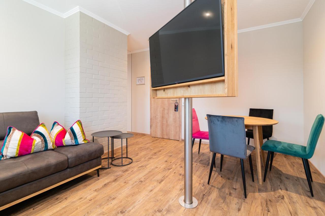 Deluxe Family Suite