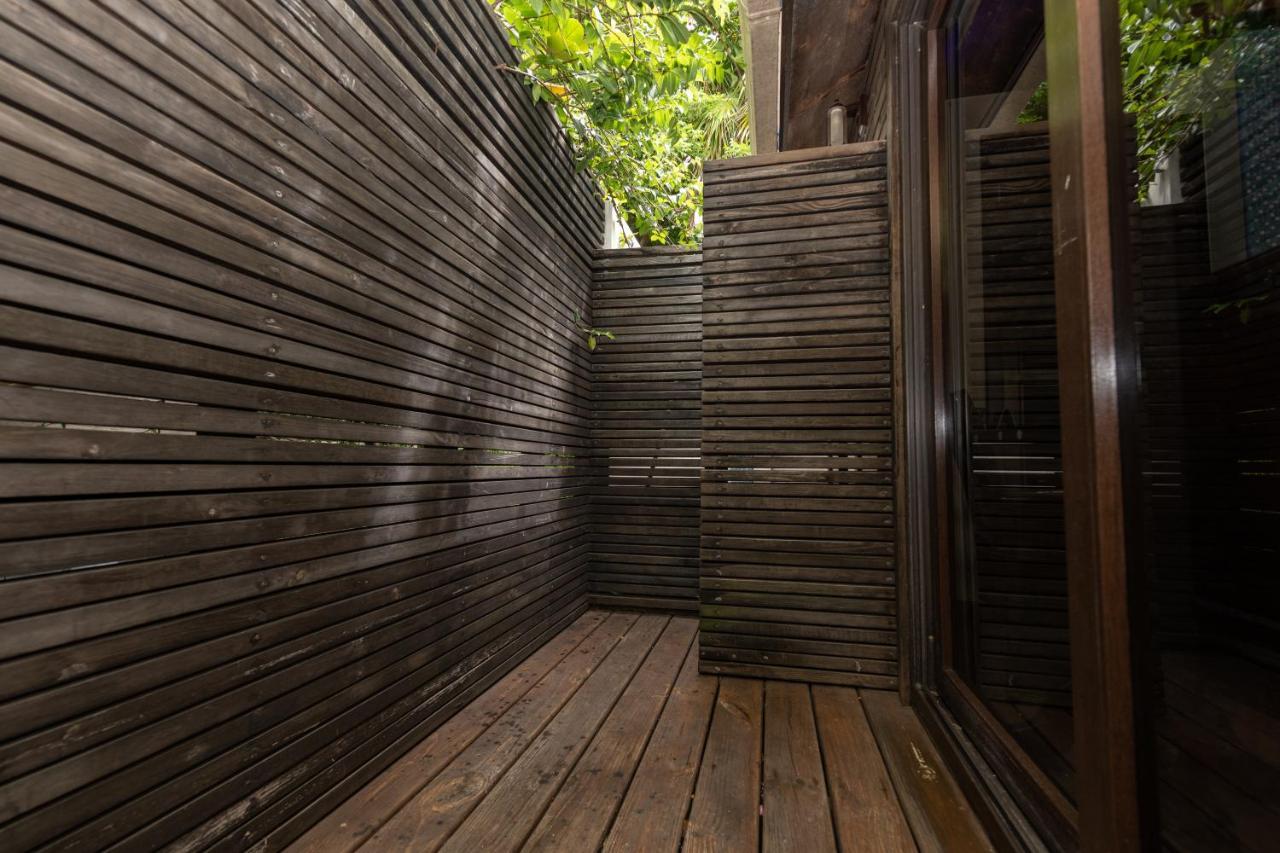 Deluxe King Suite with Ensuite Private Mini Pool