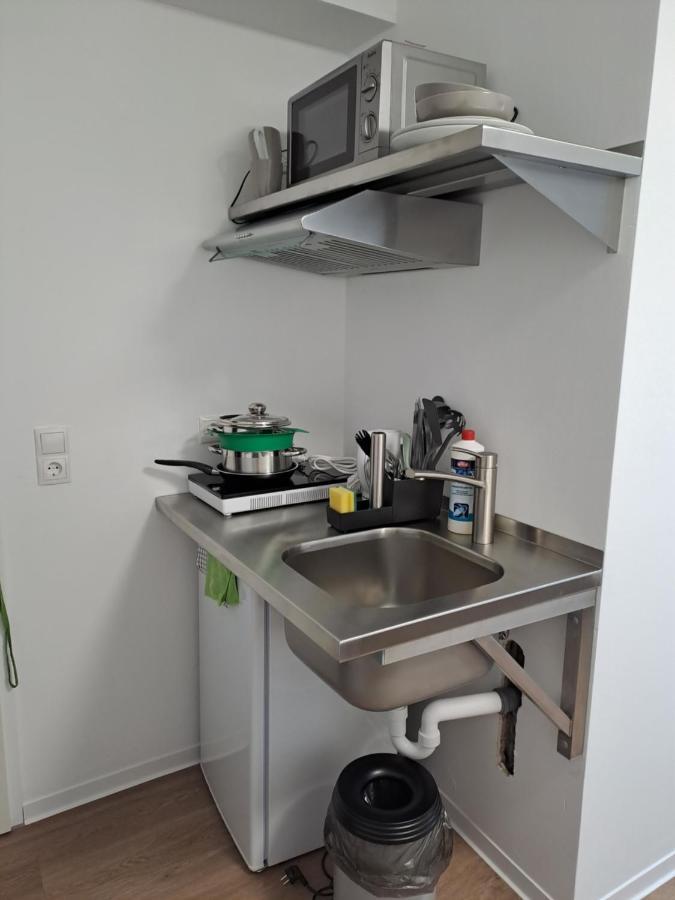 Studio Apartment,1585471349:JPEG