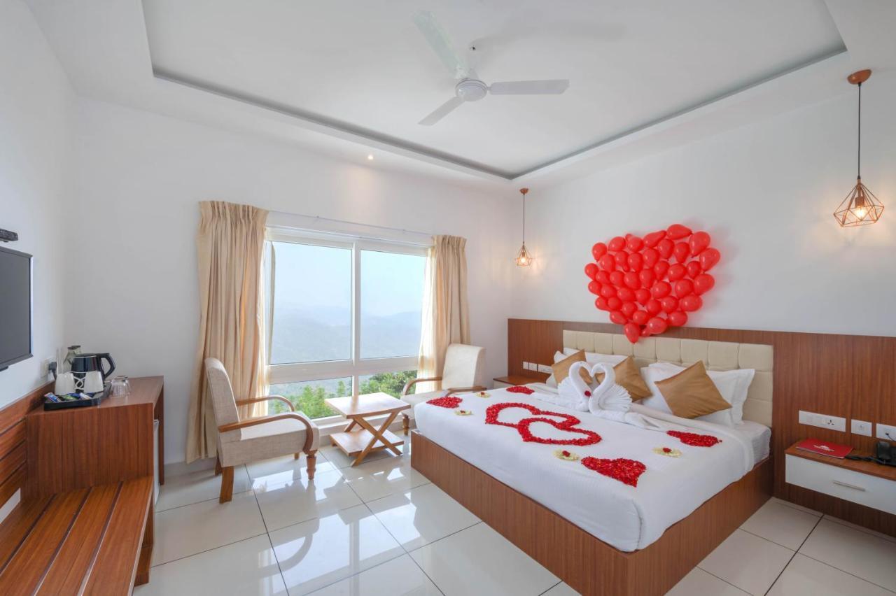 Mountain View Suite with 10% off on 1 session of 60 mins couple's Spa, Complimentary Hi-Tea, Early Check-In upto 2 hours (subject to availability)