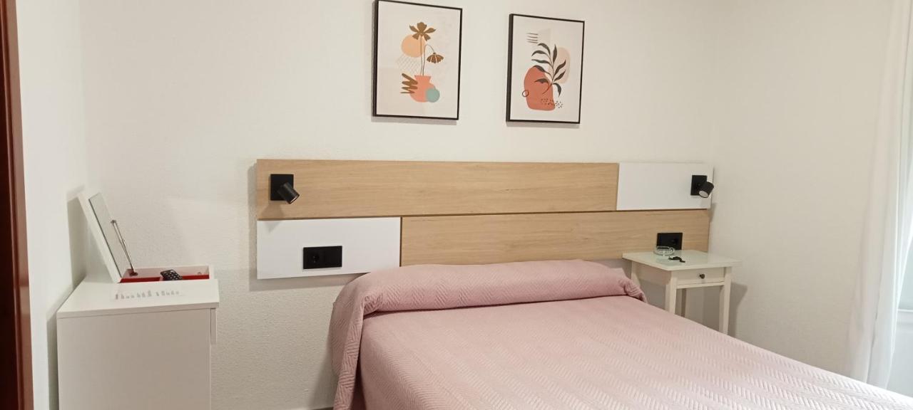 Kamer met Queensize Bed en Balkon