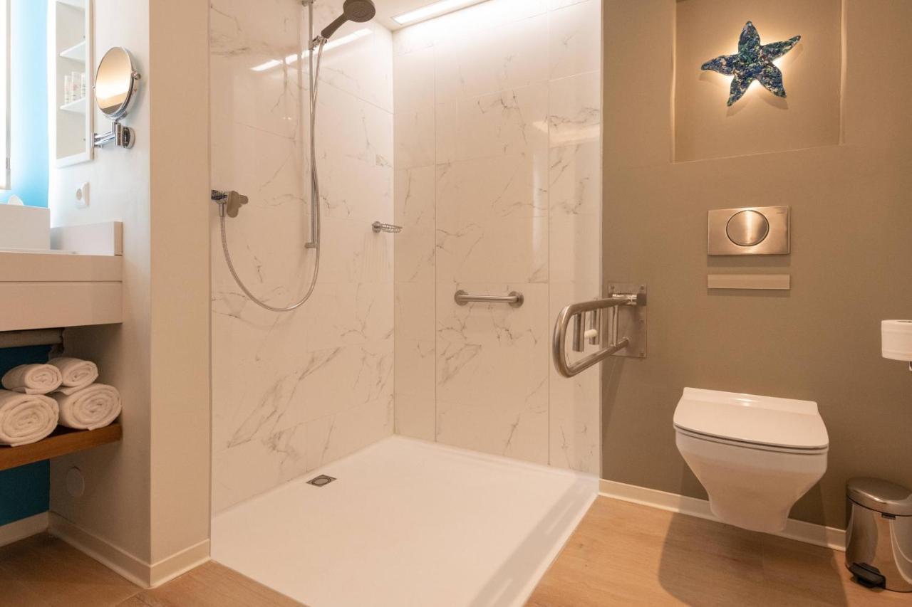 Partial Ocean view King bed