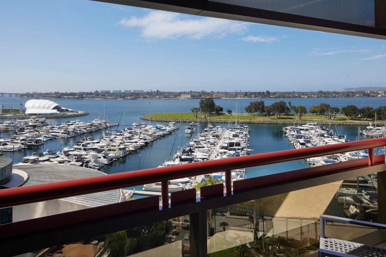 King Room with Balcony and Bay View - Hearing Accessible