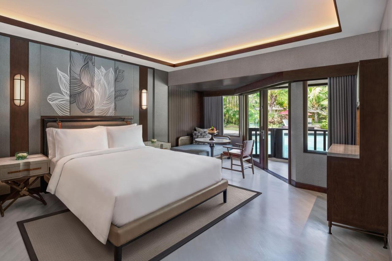 Deluxe Lagoon Access Guest Room 1 King Terrace Daily Activity,1610231365:JPEG