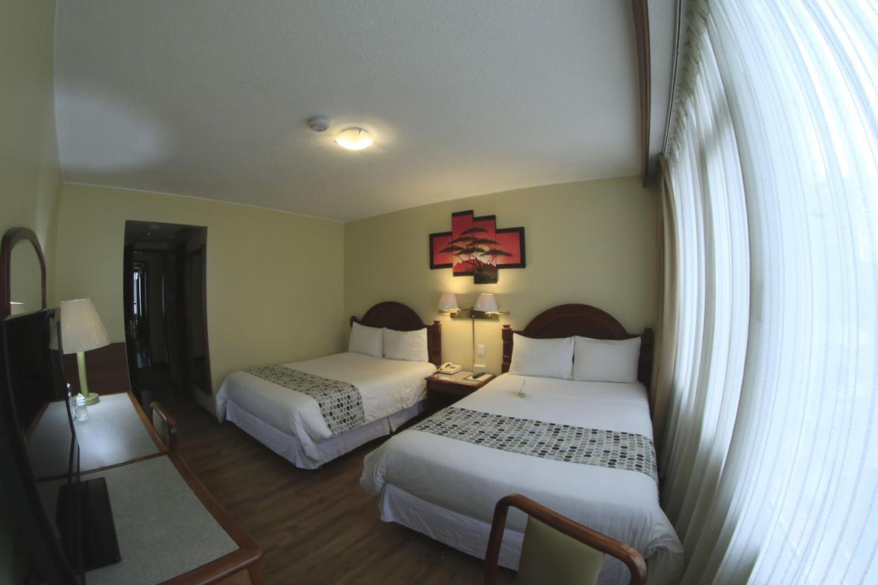 Standard Double Room,1351520404:JPEG