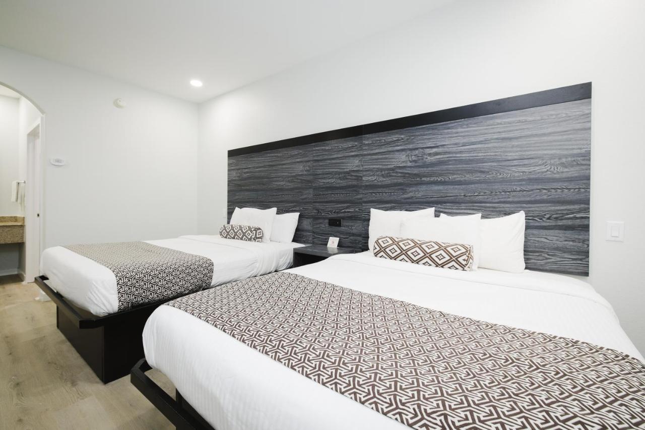Double Room with Kitchenette