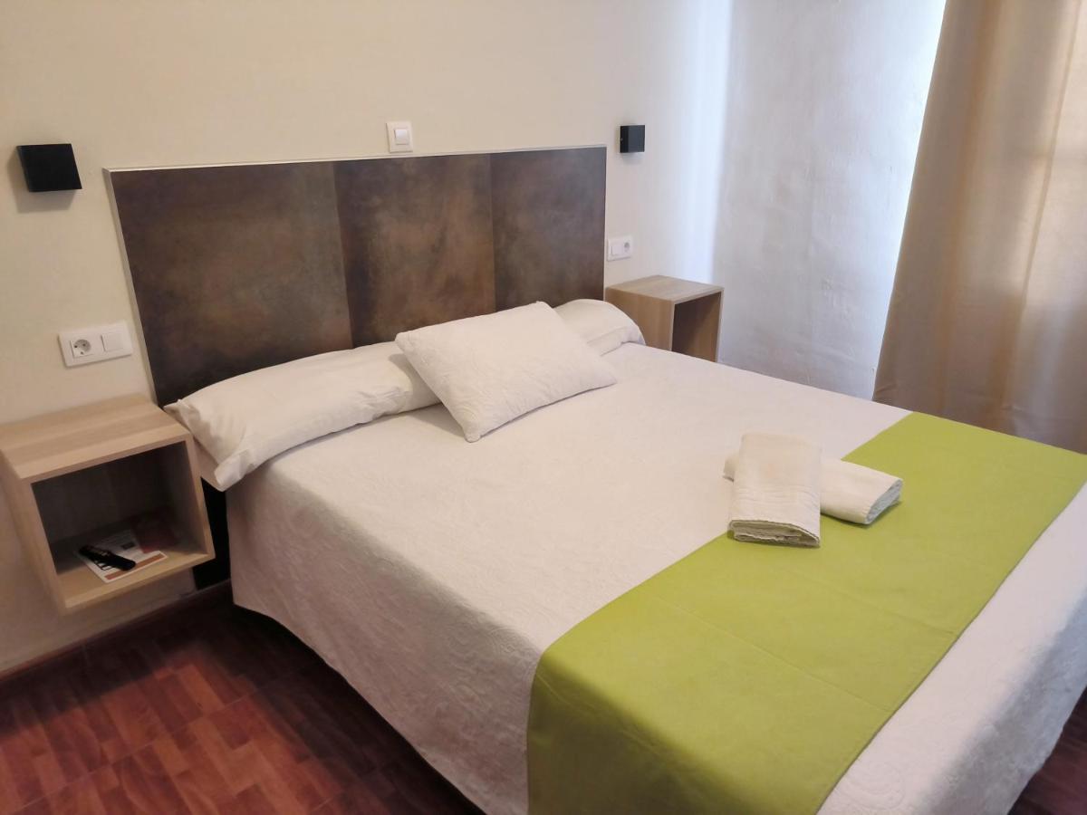 Double Room with Private Bathroom,1355989991:JPEG