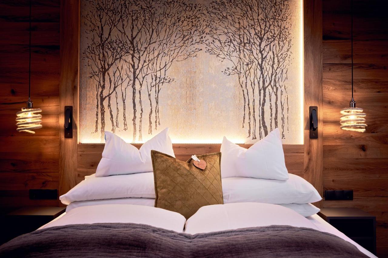 Deluxe Double Room with Shower