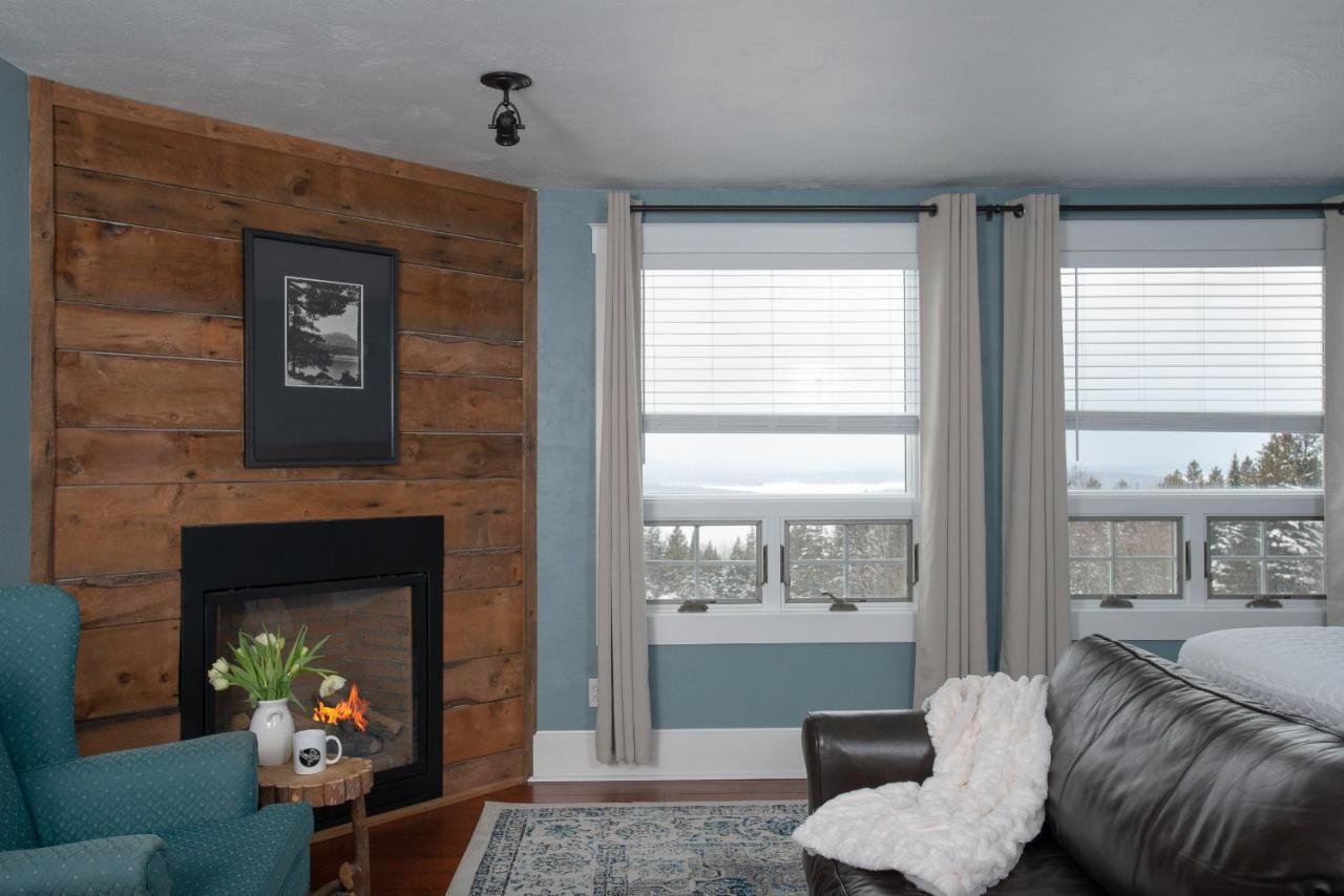 King Room with Lake View