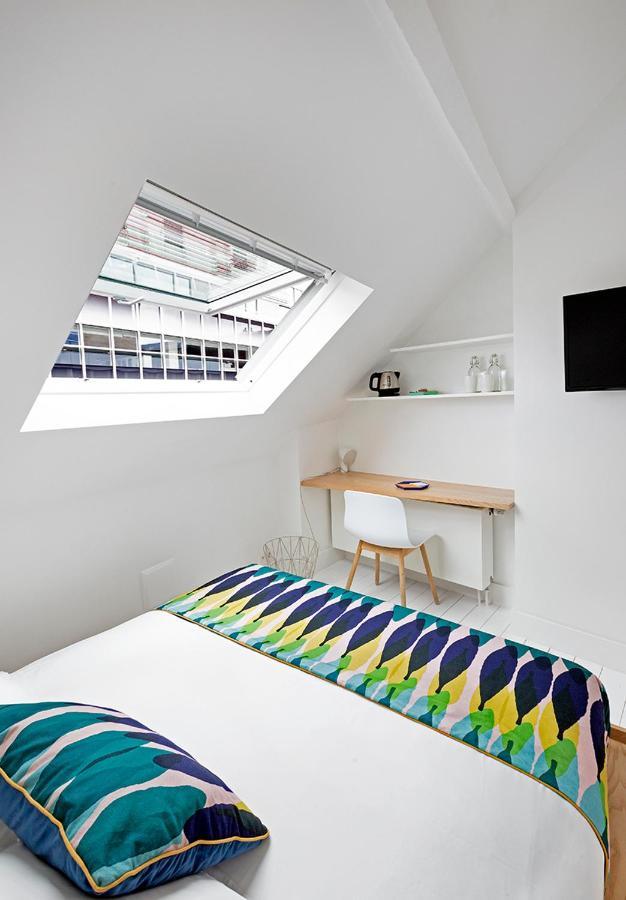 Double Room IV