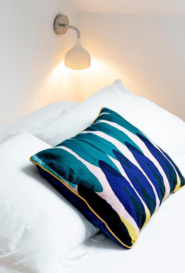 Double Room IV