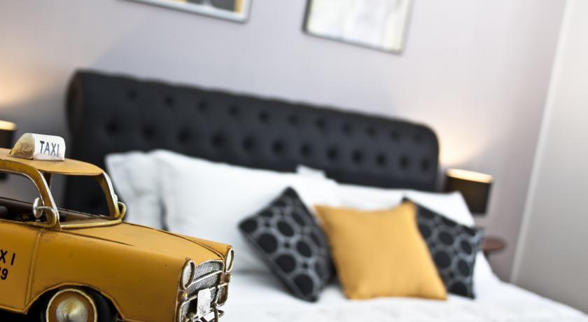 Double Room with Private External Bathroom,135462345:JPEG