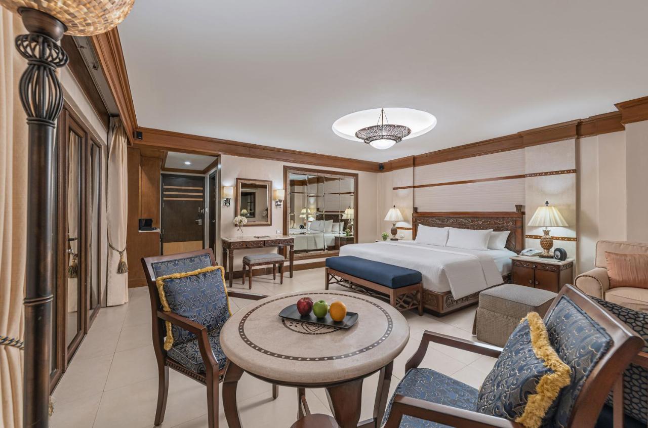 Honeymoon Suite,1355168816:JPEG