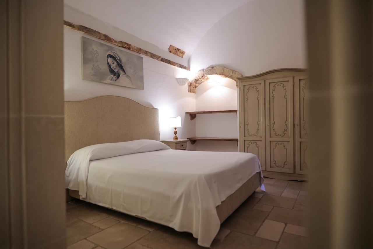 Junior Suite (2 Adults)