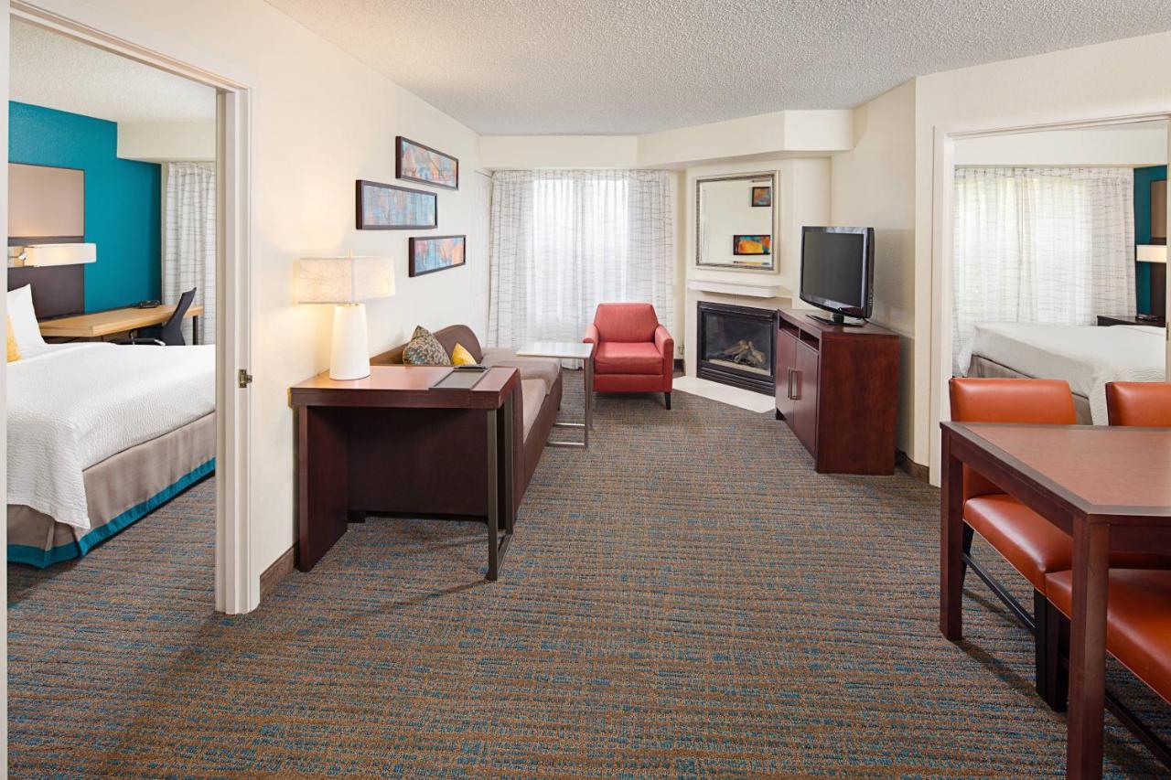 Two-Bedroom Suite - Non-Smoking