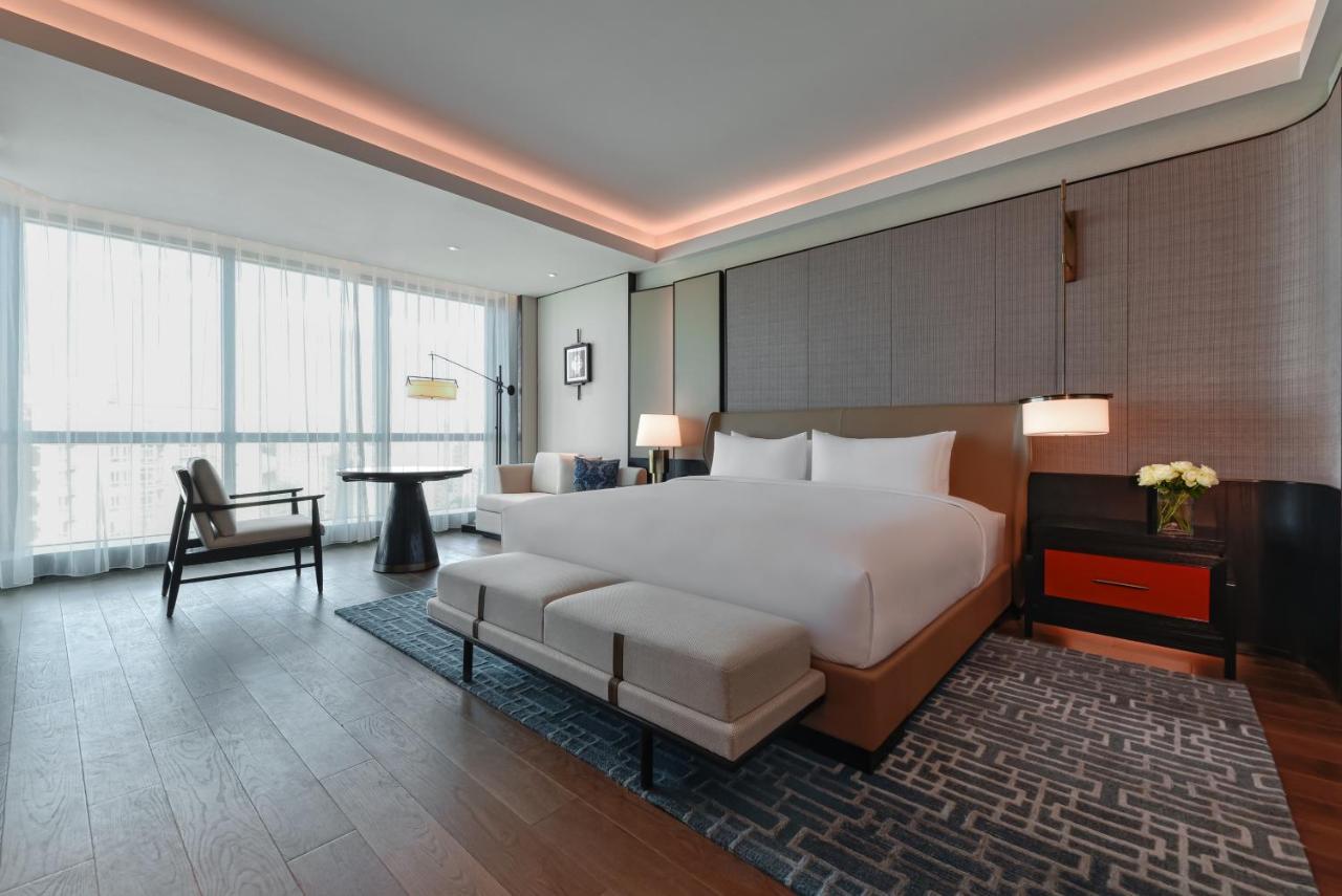 Grand Deluxe Suite