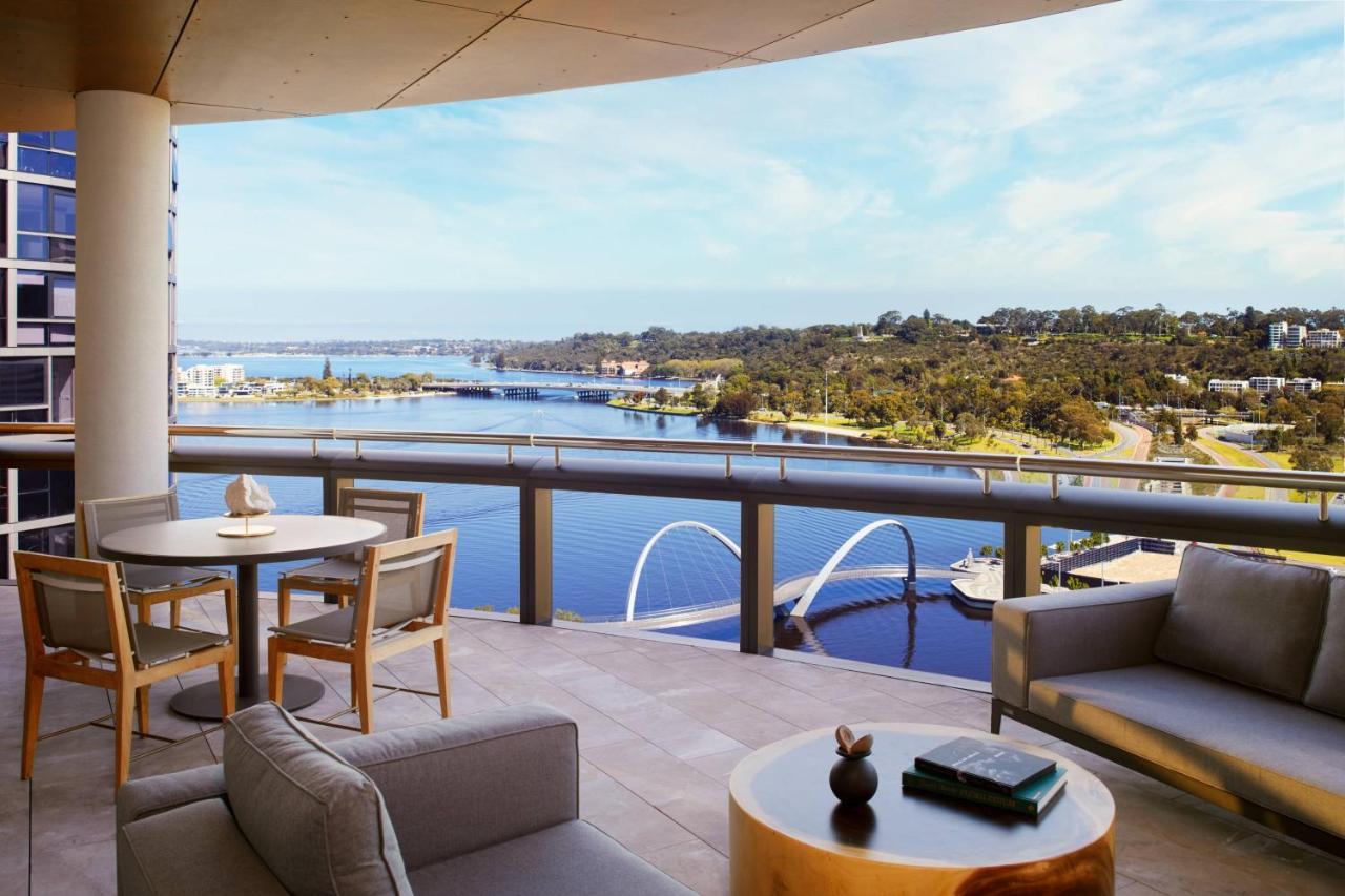 The Ritz-Carlton Suite 1 king River View