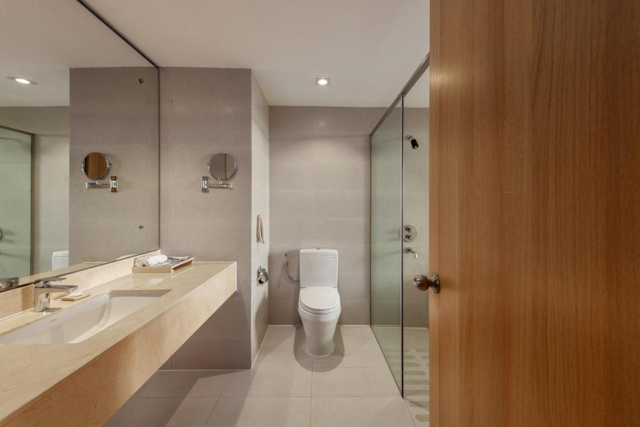 Premium King Room with Balcony