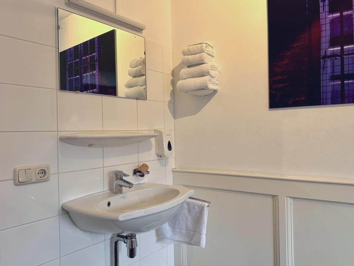 Budget Tweepersoonskamer met Gedeelde Badkamer