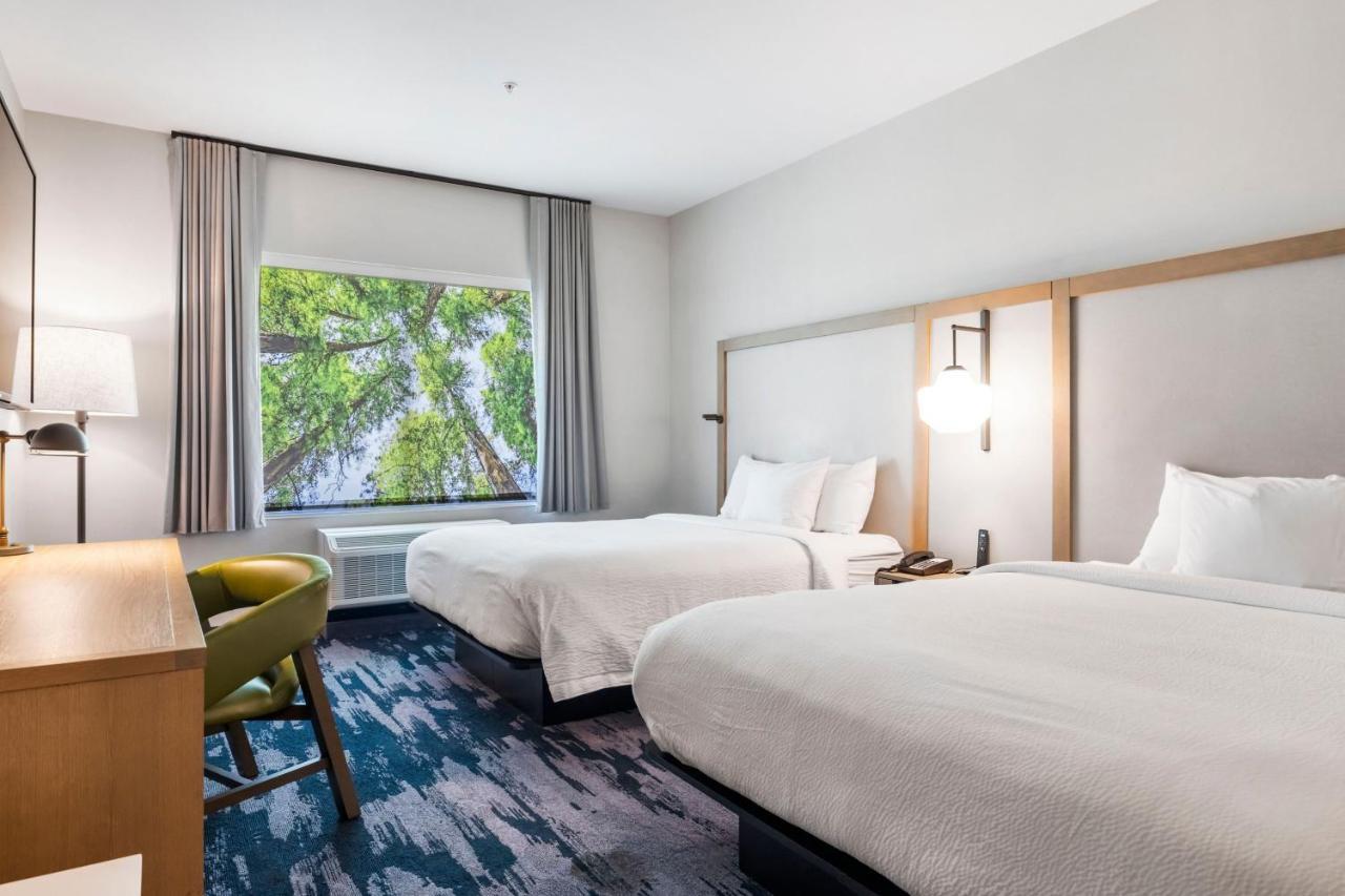 Queen Room with Two Queen Beds