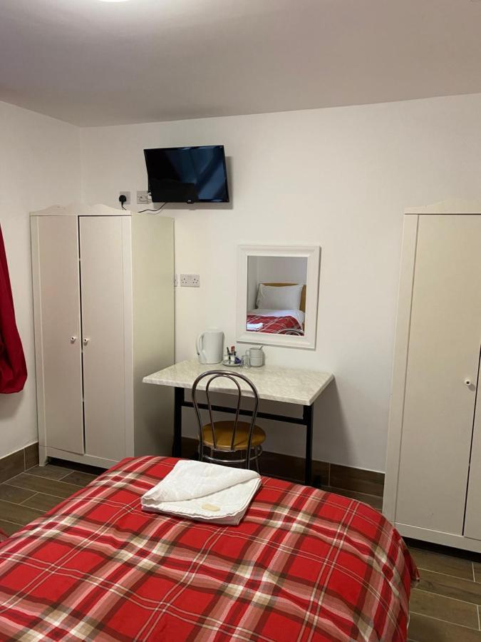 Budget Twin Room,1358728403:JPEG