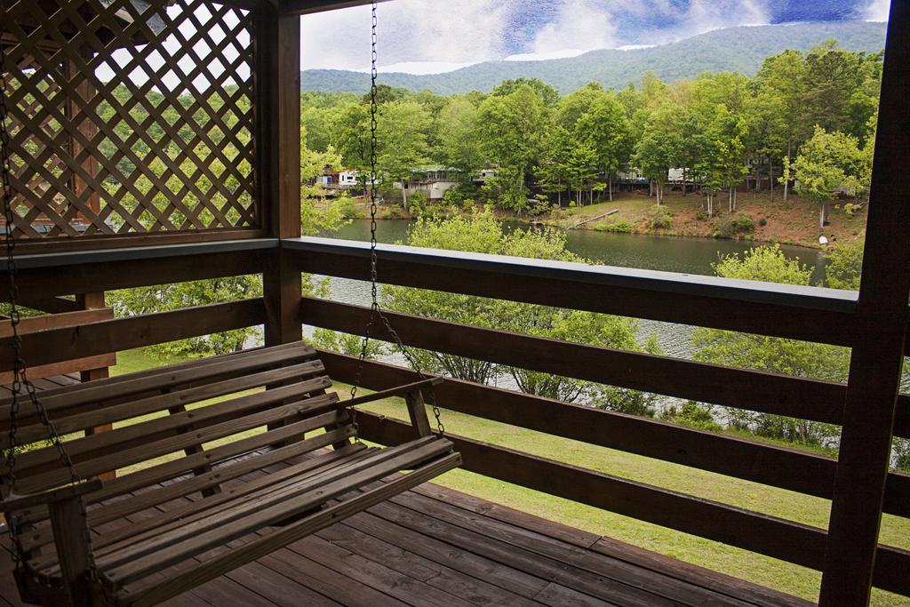 Two-Bedroom Villa with 2 Bath