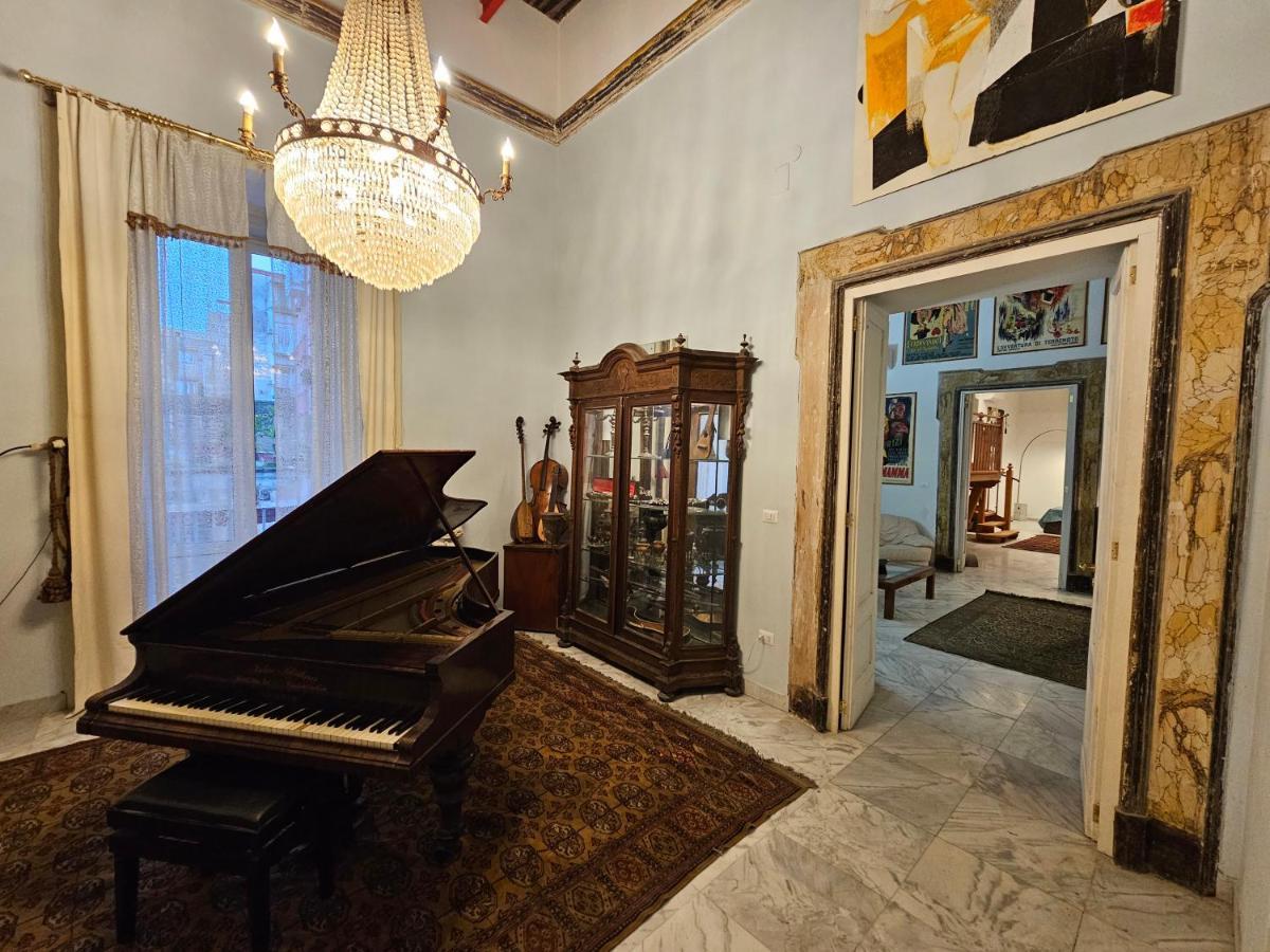 Deluxe  Apartment  With Private Terrace