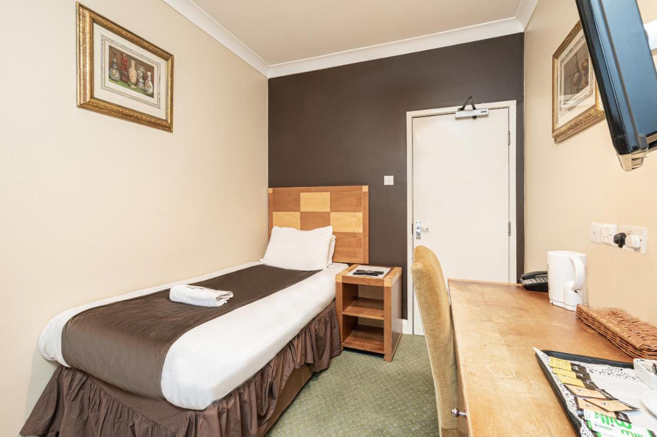 Small Single Room