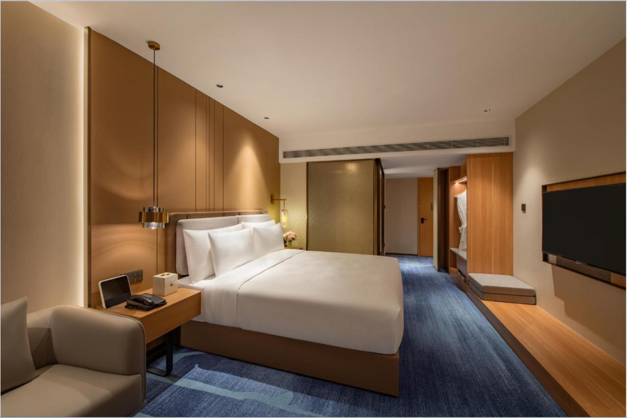 Superior Queen Room,1646435430:JPEG