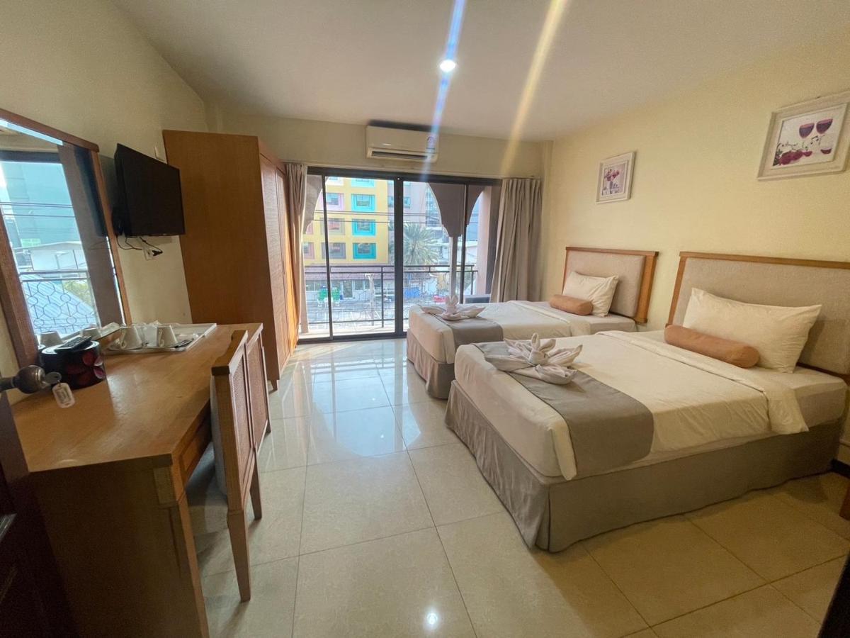 Deluxe Double or Twin Room with Balcony