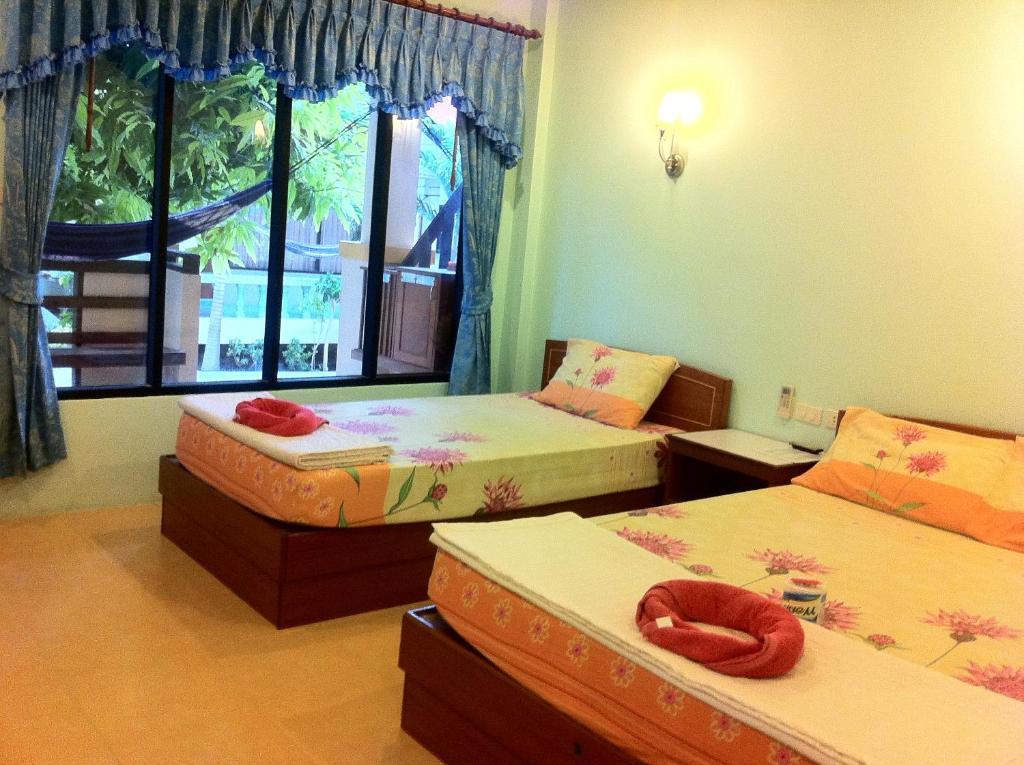 Superior Double or Twin Room with Terrace