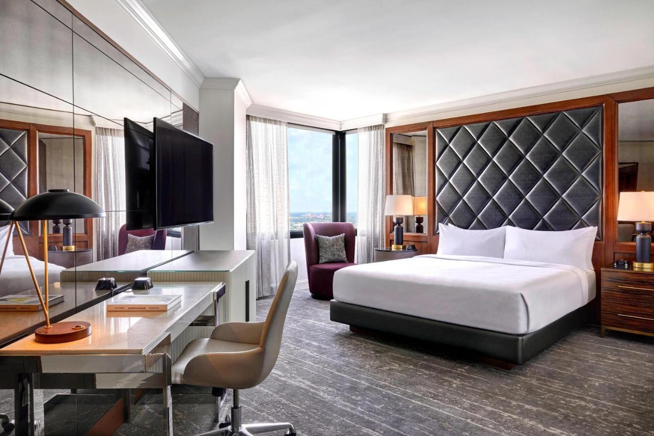Habitación Doble Ejecutiva esquinera con cama grande