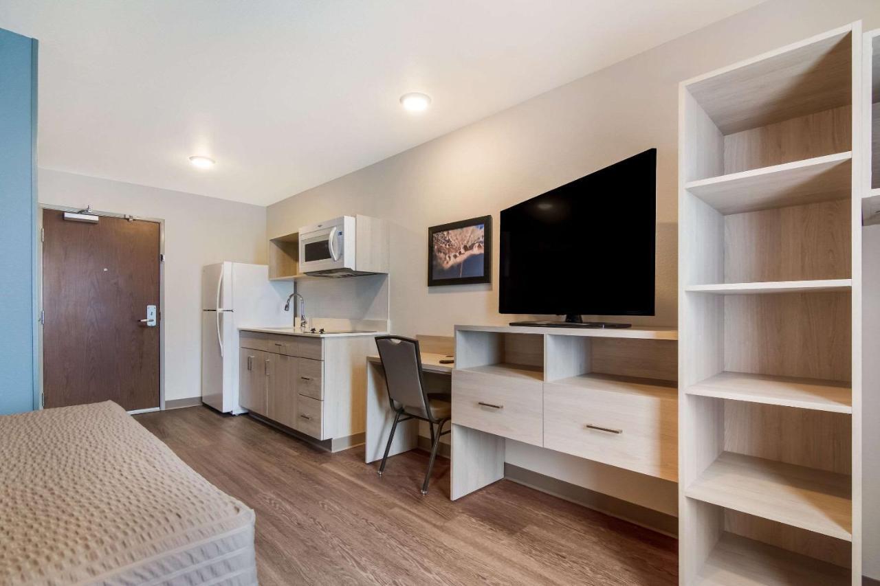 QUEEN SUITE