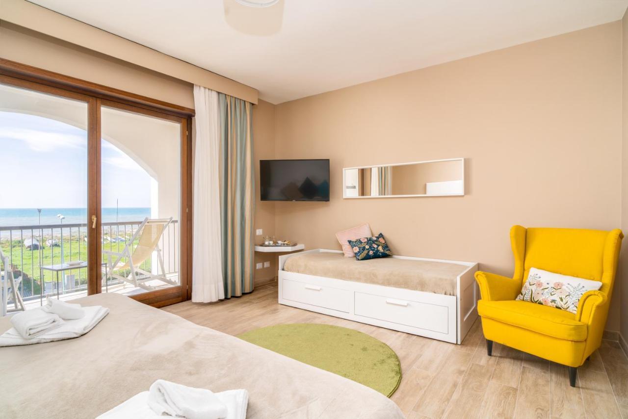Superior Triple Room with Sea View