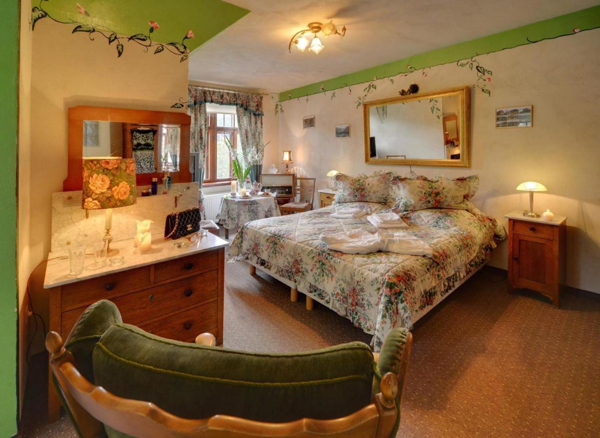 Großes Doppelzimmer
