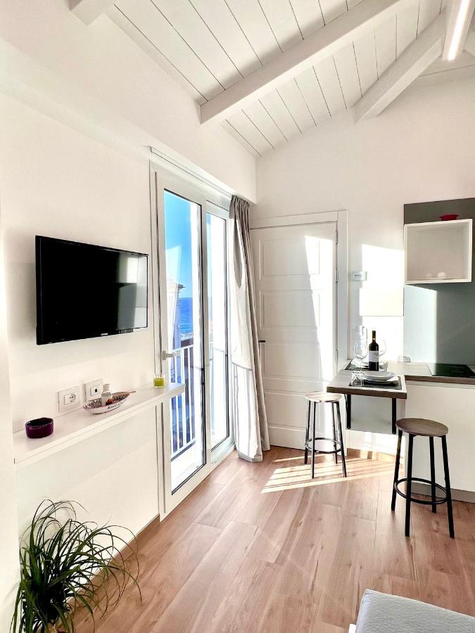 Studio with Balcony