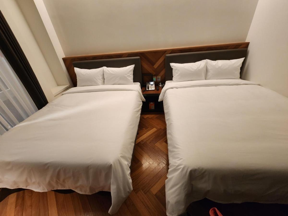 Deluxe Family Room,1359560375:JPEG