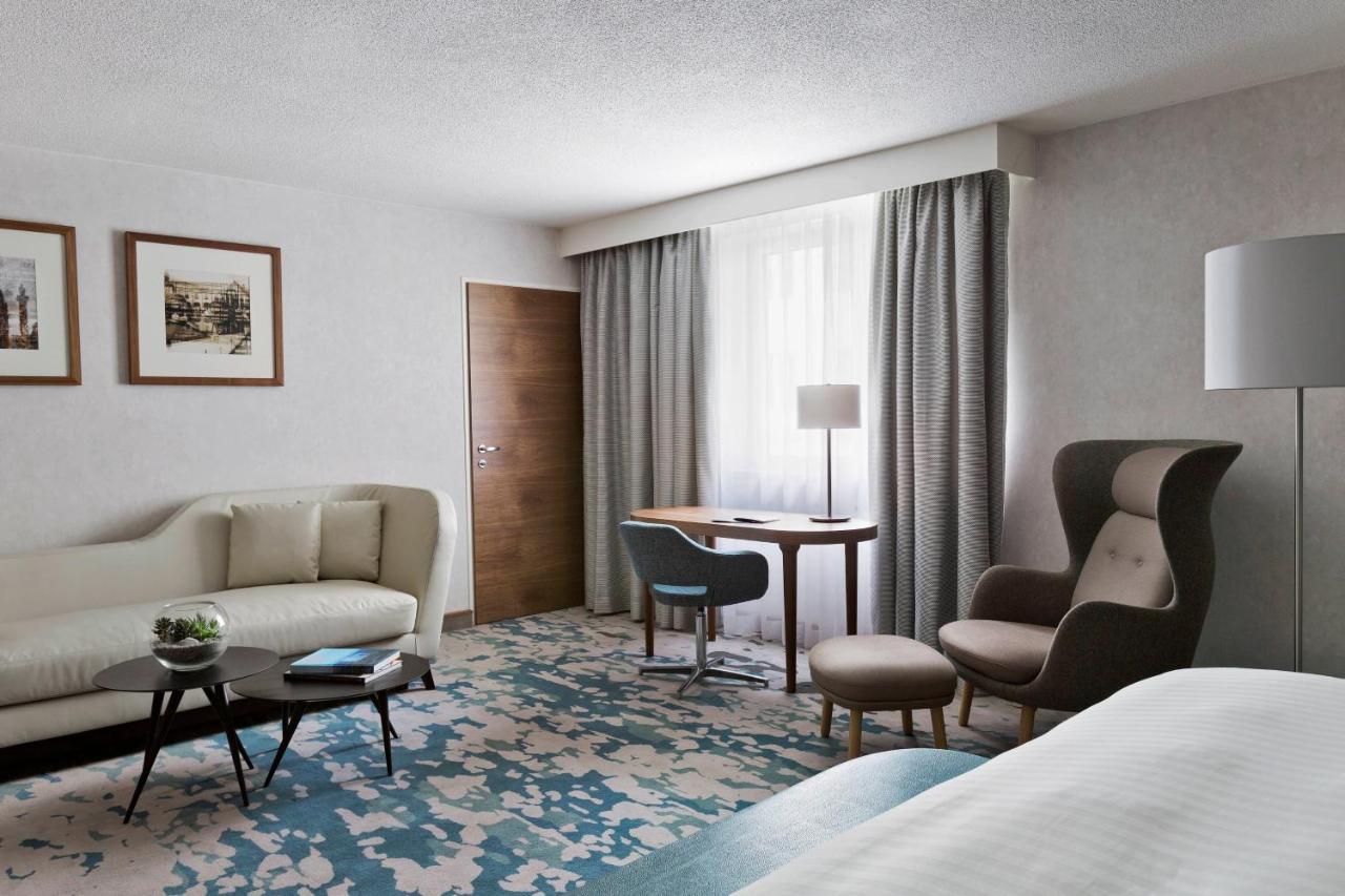 Junior King Suite - M Club Lounge Access,1599643616:JPEG