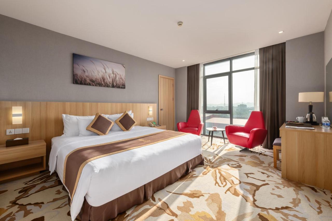 Grand Premium King Room