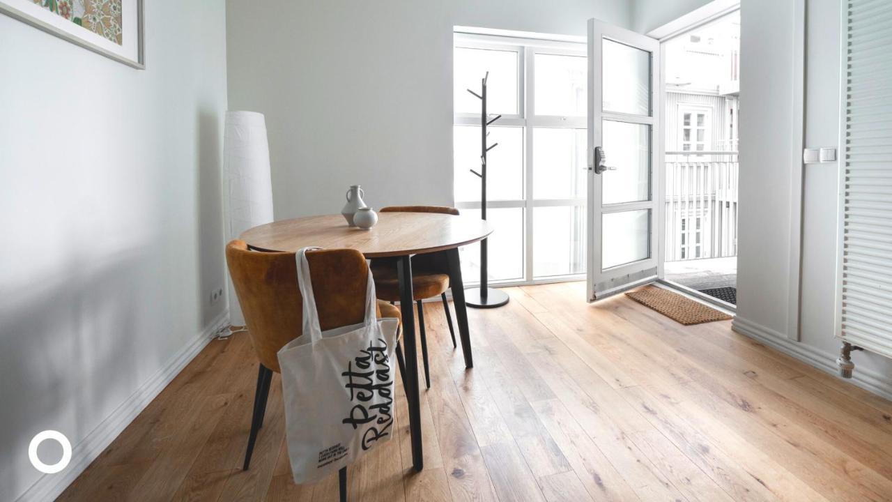 One Bedroom Apartment,1470350834:JPEG