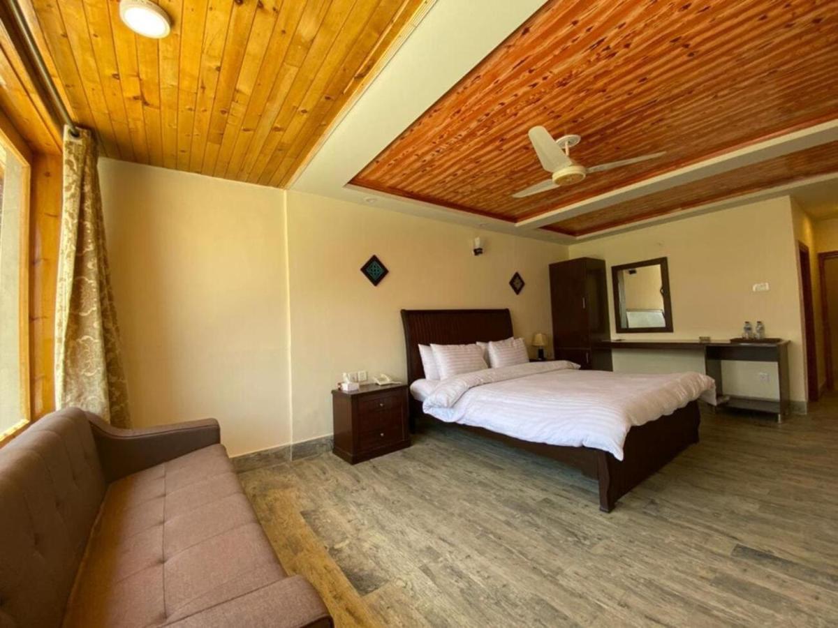 Deluxe Double or Twin Room with Garden View